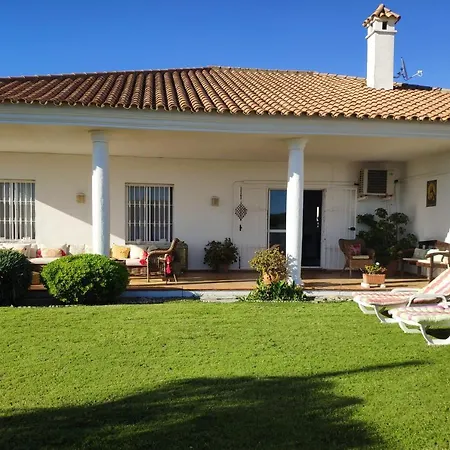 Alma Canos De Meca Villa